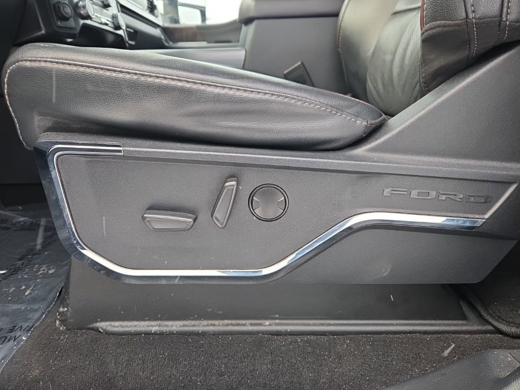 Used 2023 Ford F250 Lariat w/ Lariat Ultimate Package image 13
