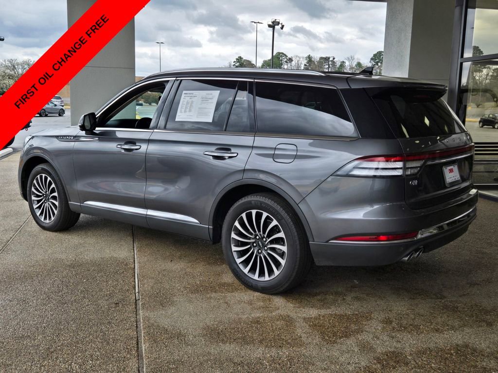 Used 2023 Lincoln Aviator Reserve image 3