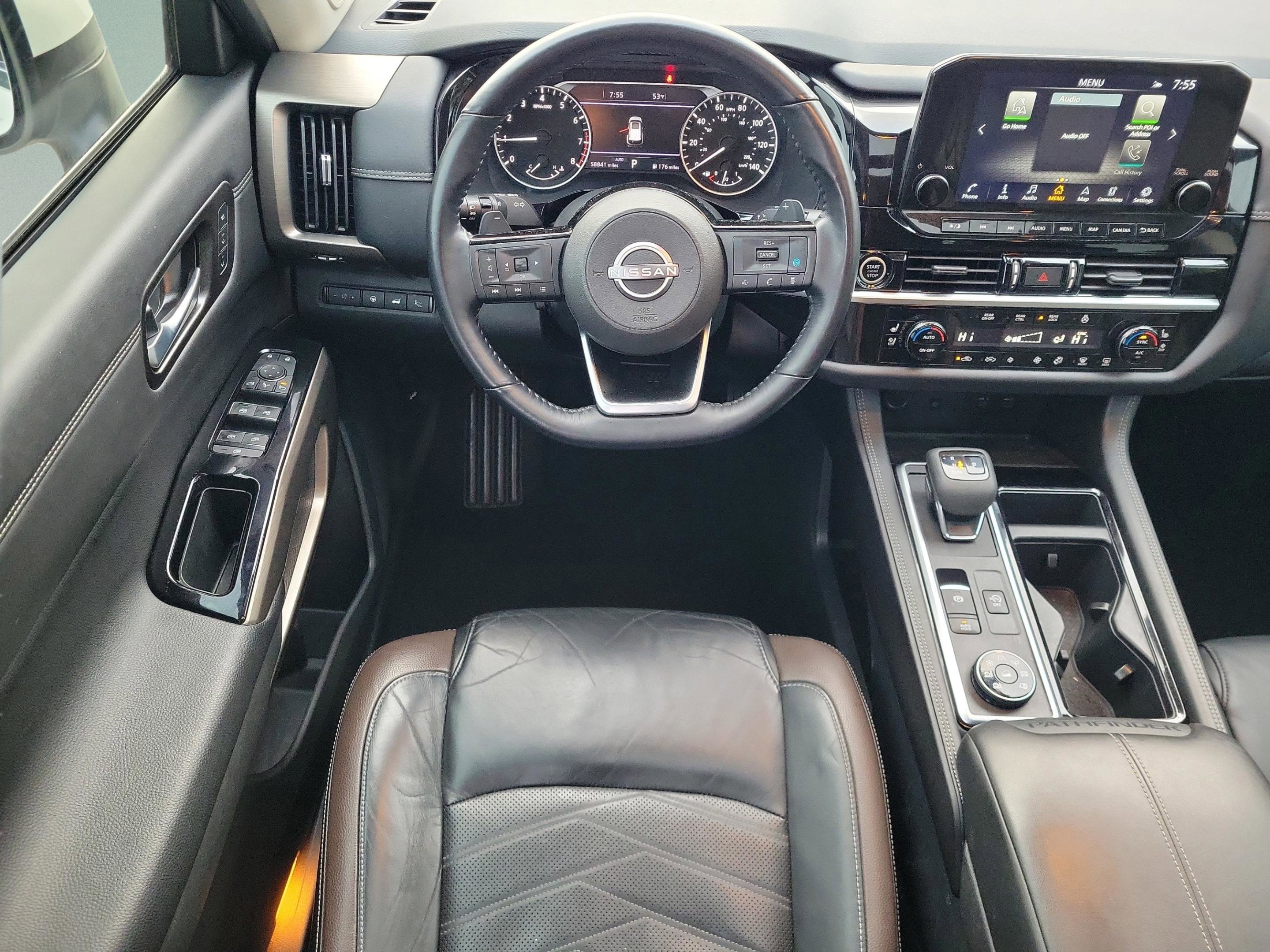 Used 2022 Nissan Pathfinder Platinum image 18