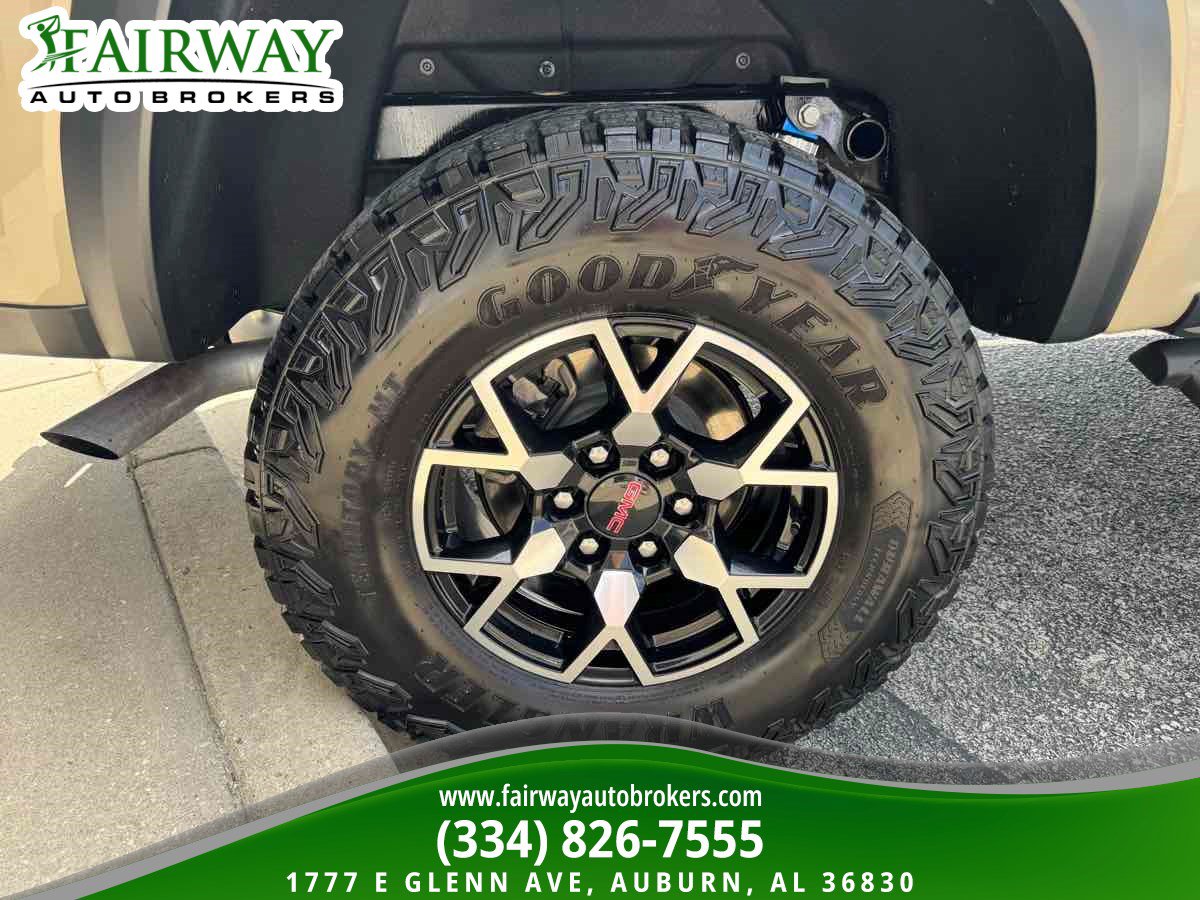 Used 2023 GMC Canyon AT4X AWD/4WD image 36
