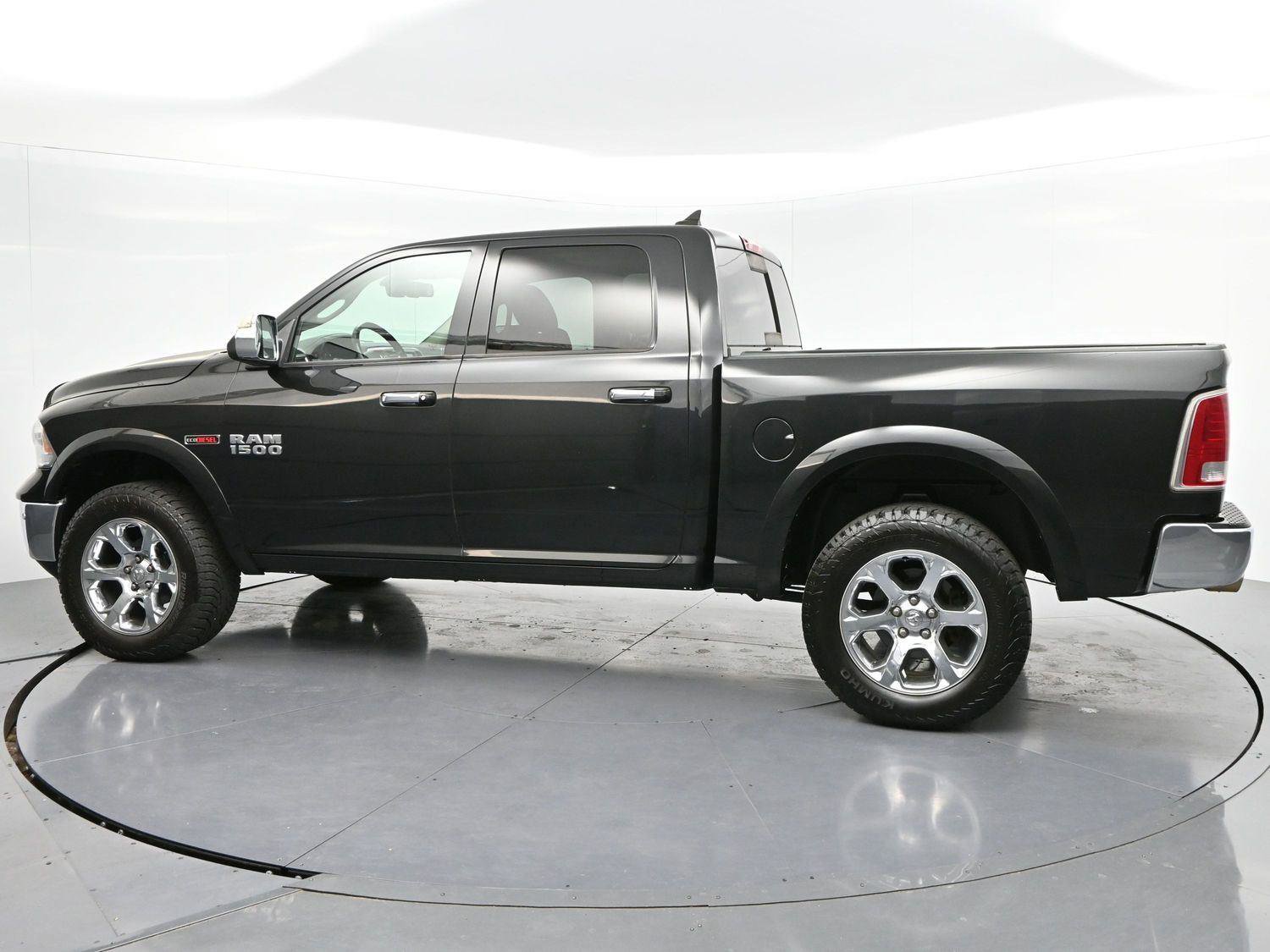 Used 2017 RAM 1500 Laramie w/ Convenience Group image 5