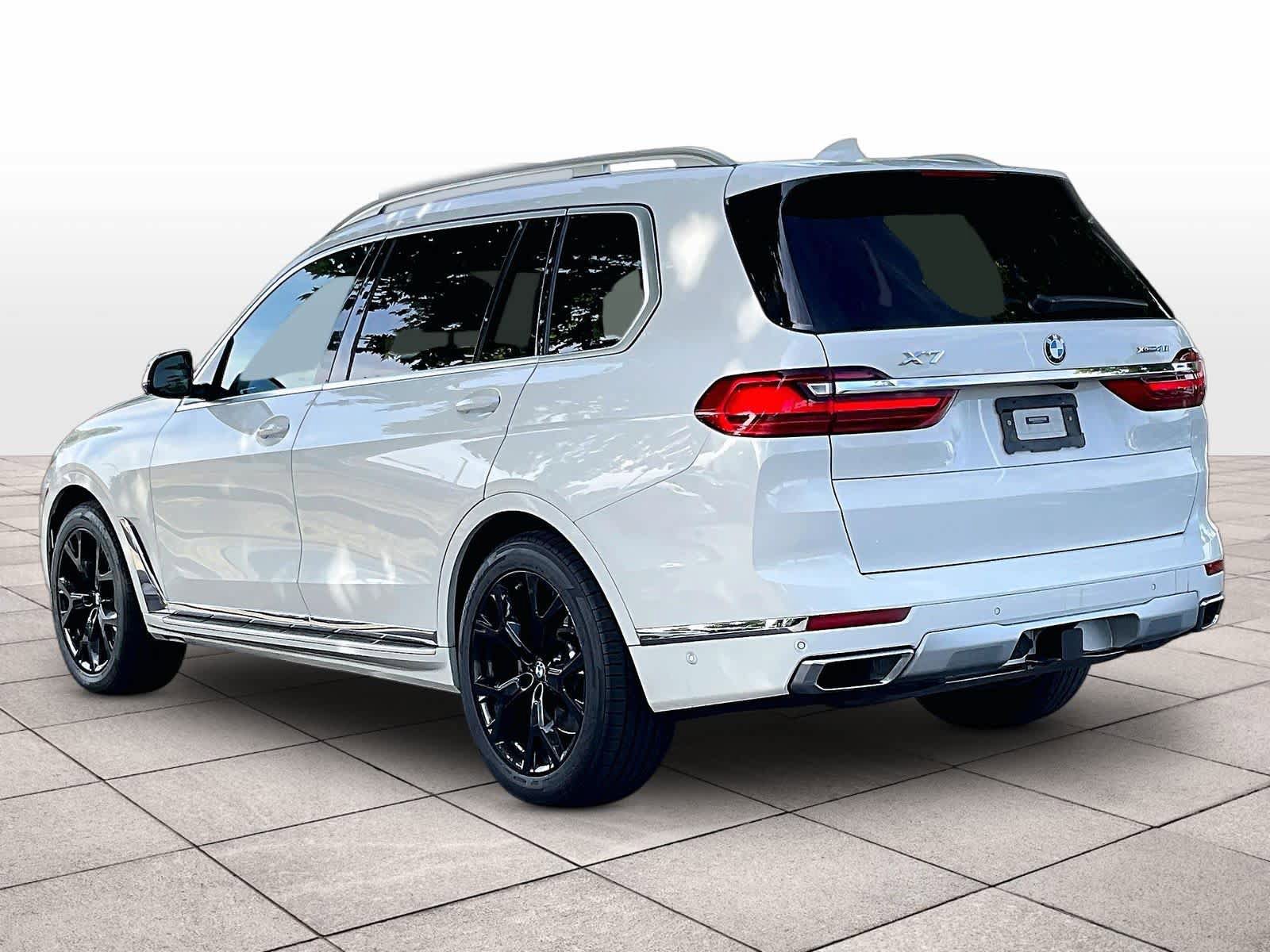 Used 2021 BMW X7 xDrive40i w/ Premium Package AWD/4WD image 12