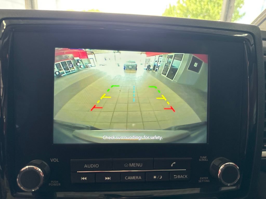 Used 2024 Nissan Frontier SV w/ Technology Package RWD image 5