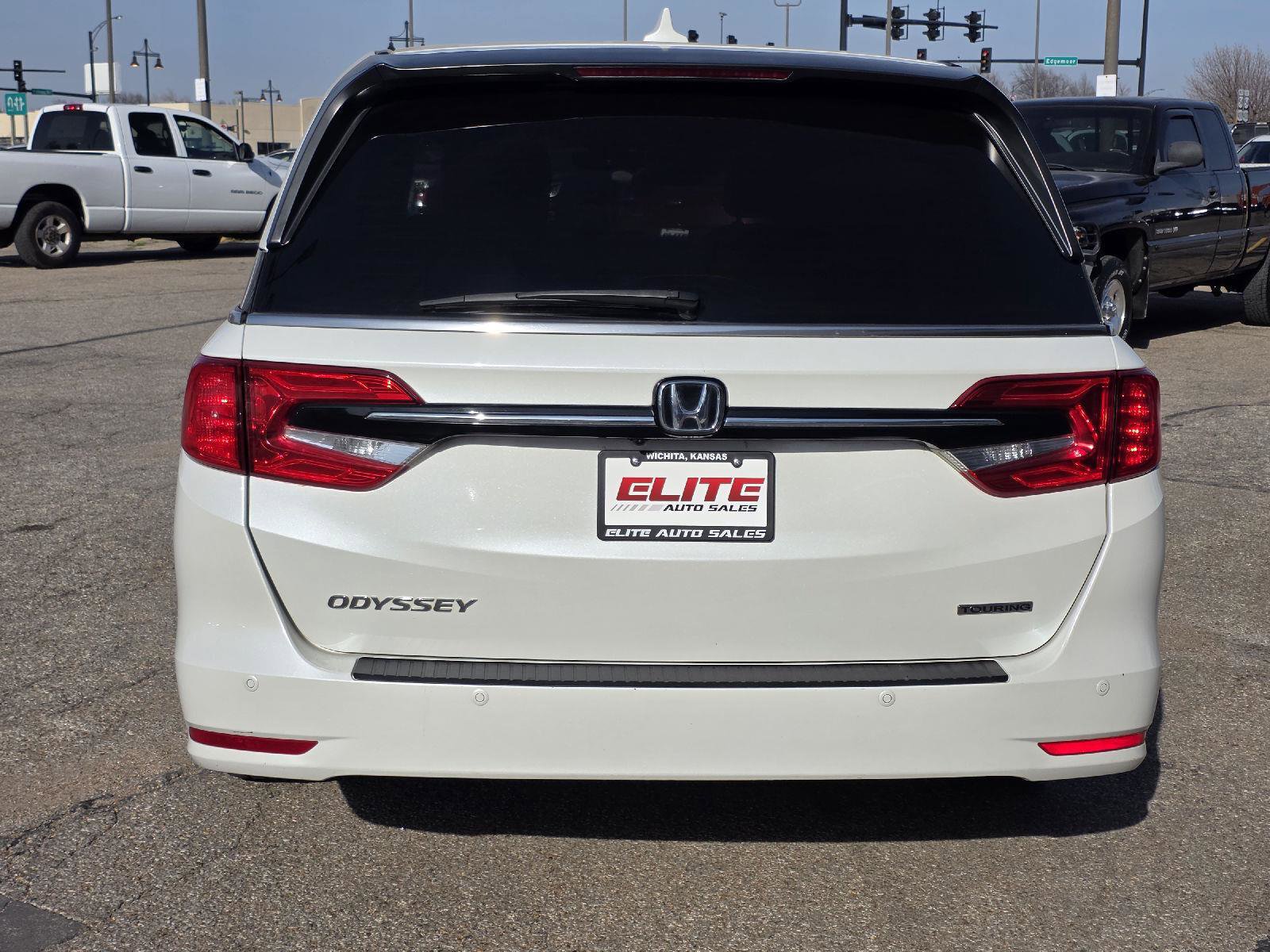 Used 2023 Honda Odyssey Touring image 6