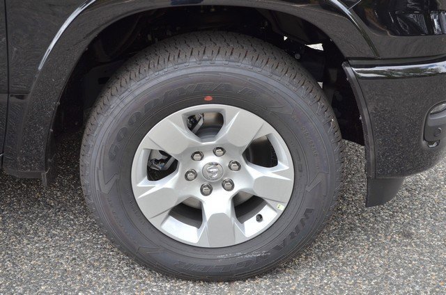 New 2025 RAM 1500 Big Horn image 11