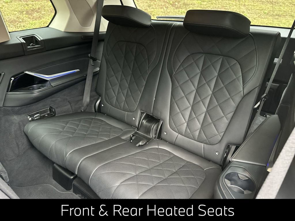 Certified 2024 BMW X7 xDrive40i w/ Premium Package image 30