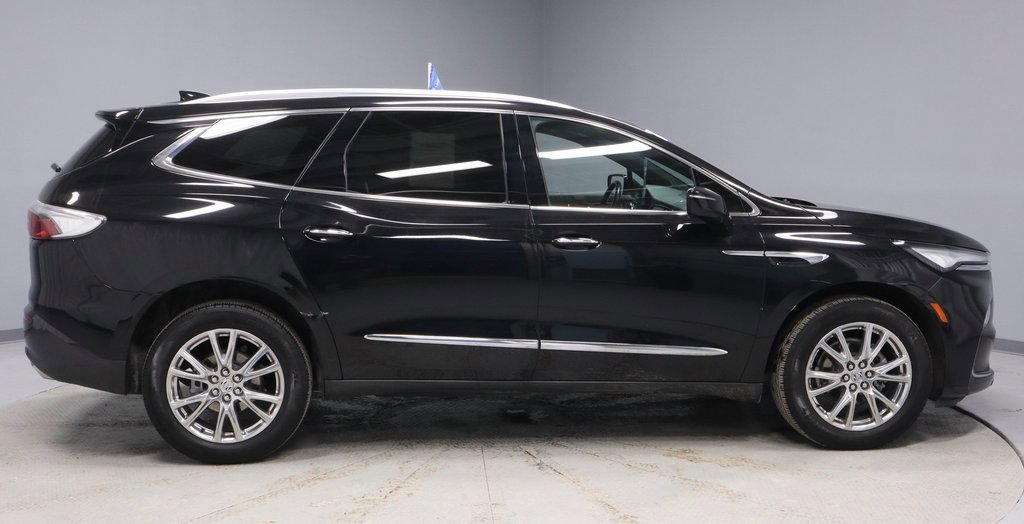 Used 2023 Buick Enclave Essence w/ Experience Buick Package image 13