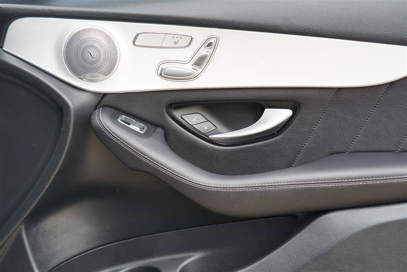 Used 2019 Mercedes-Benz GLC 300 4MATIC Coupe image 68