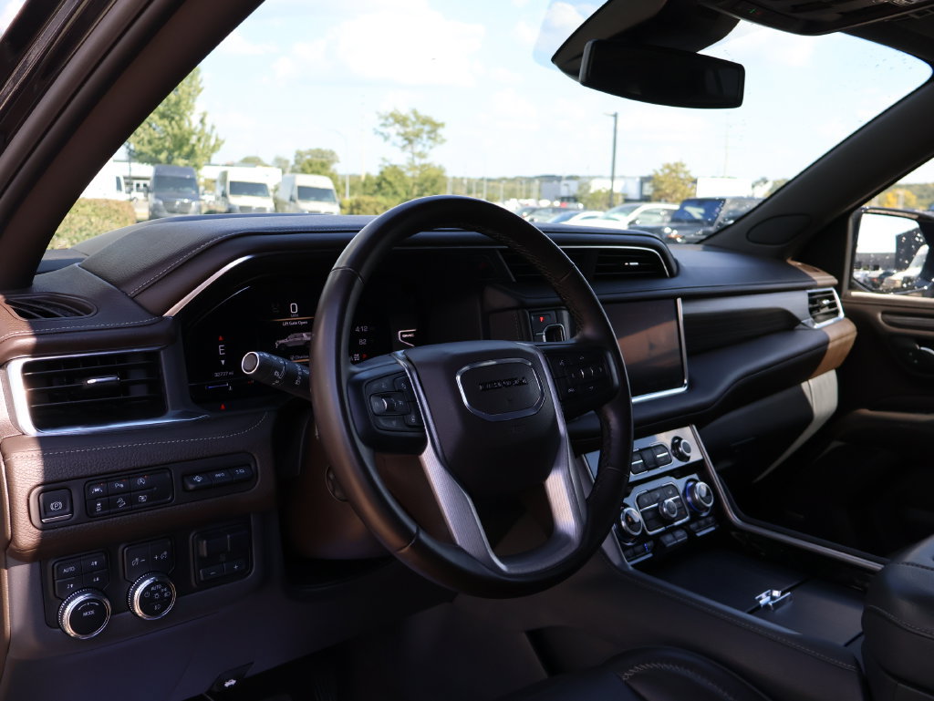 Used 2024 GMC Yukon XL Denali w/ Max Trailering Package AWD/4WD image 20