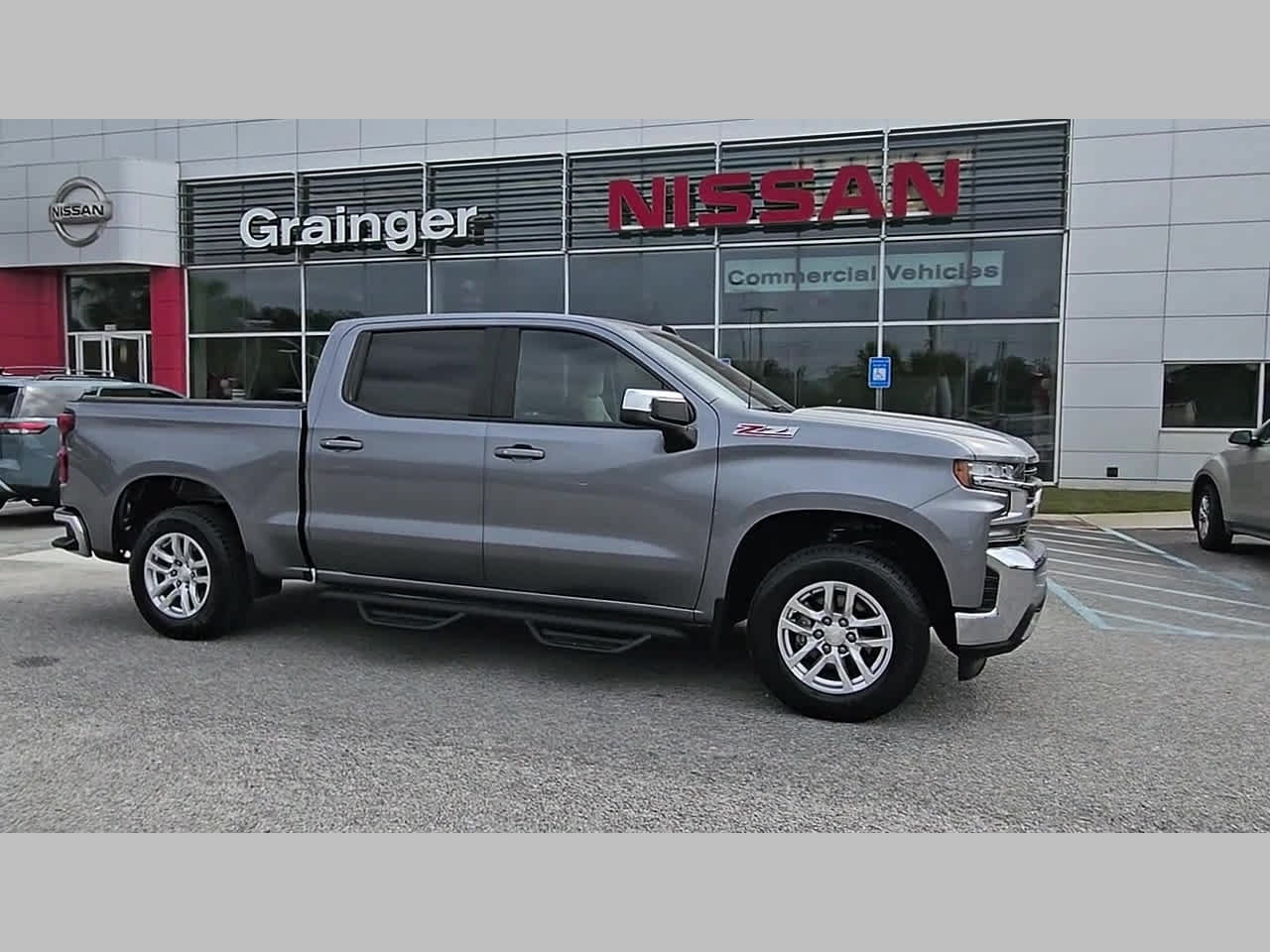 Used 2019 Chevrolet Silverado 1500 LT w/ All-Star Edition AWD/4WD image 39