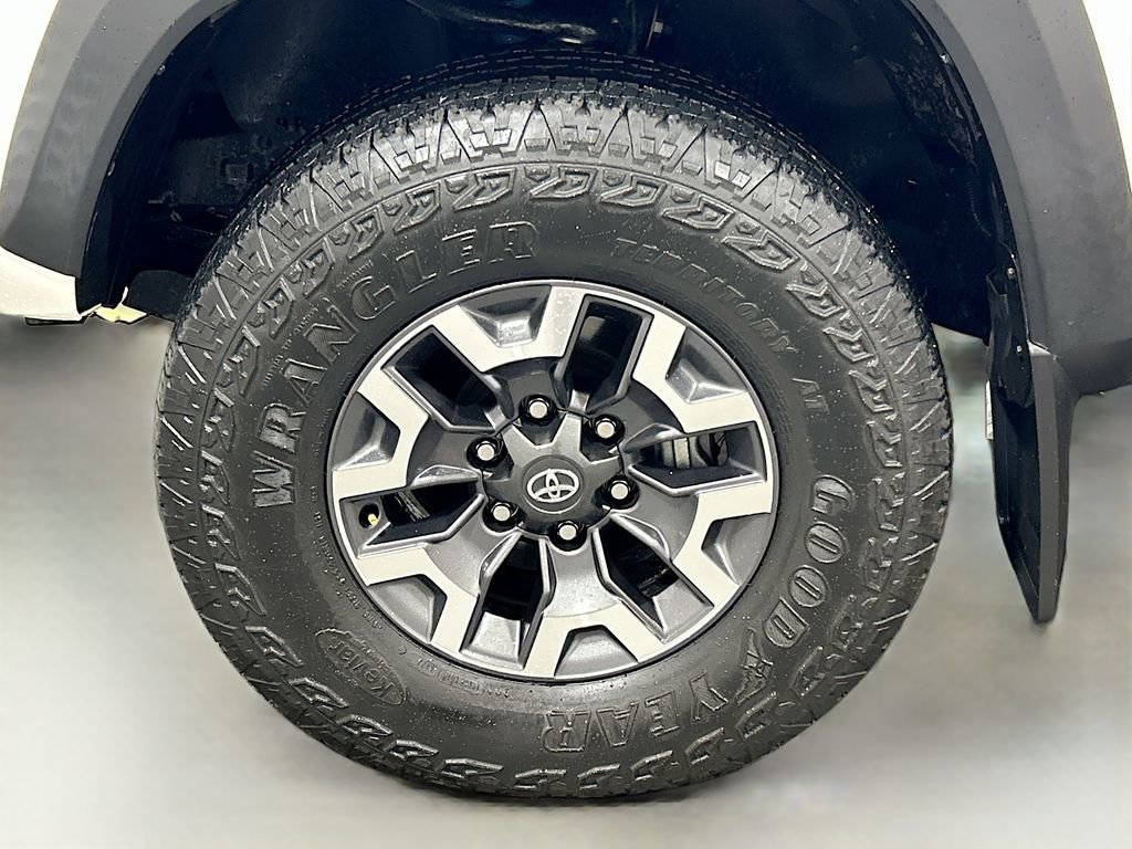 Used 2023 Toyota Tacoma TRD Off-Road AWD/4WD image 26