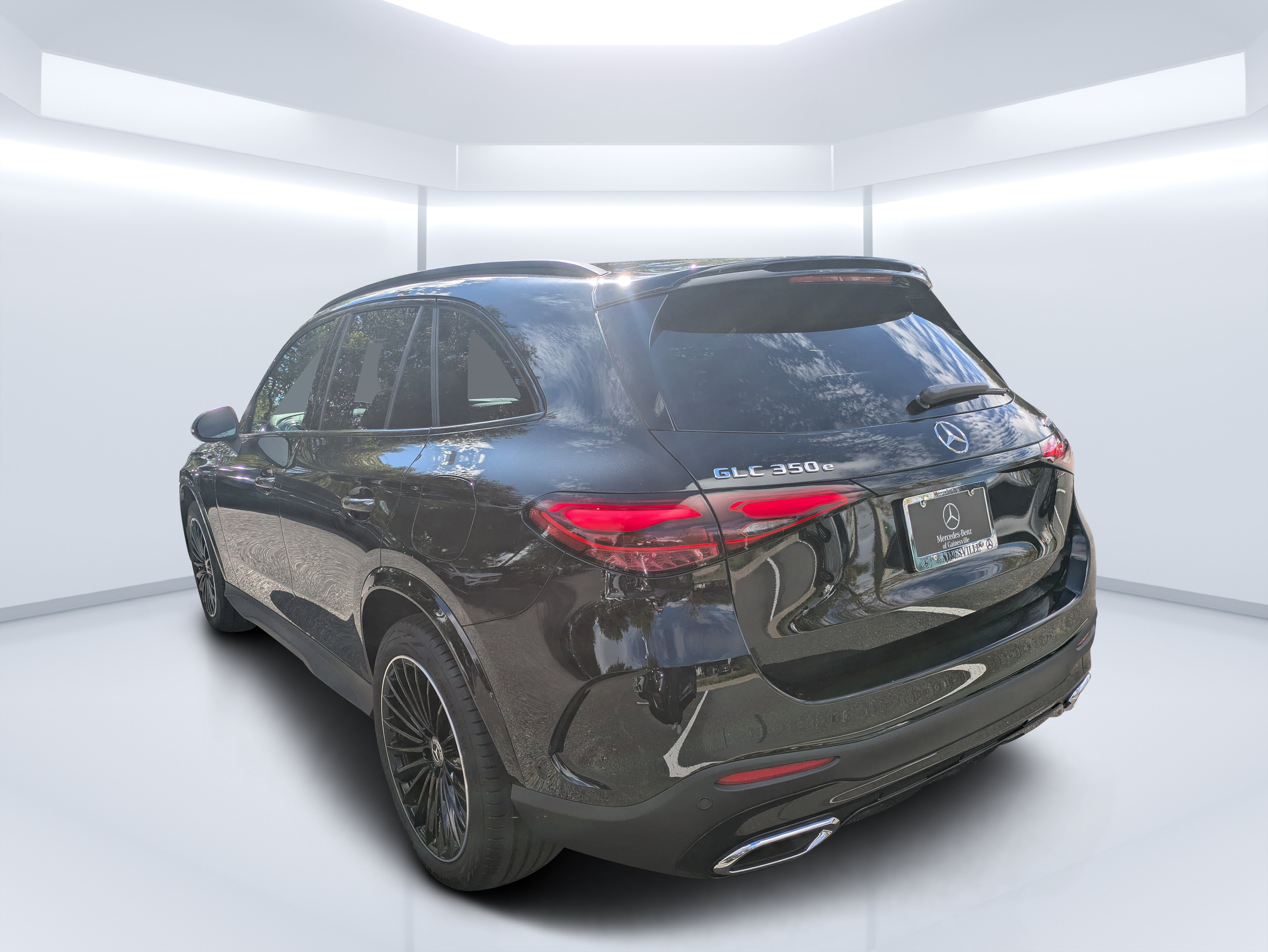 New 2027 Mercedes-Benz GLC 350e 4MATIC image 5