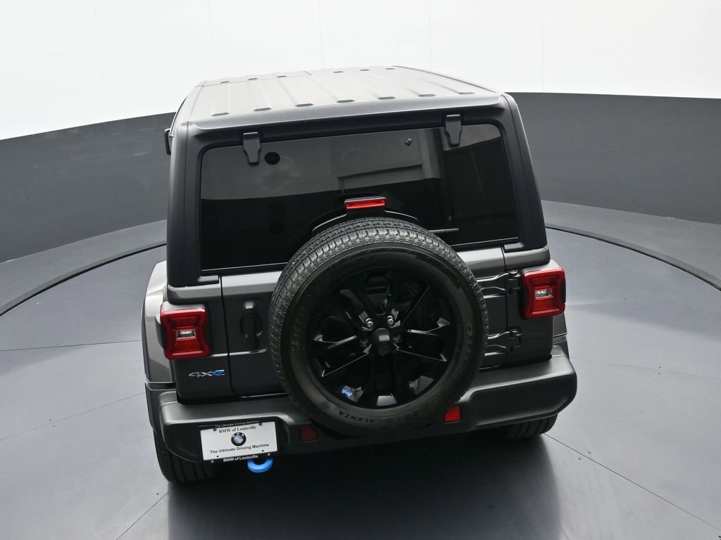Used 2022 Jeep Wrangler Unlimited Sahara w/ Cold Weather Group AWD/4WD image 33