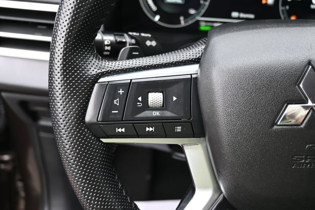 Used 2024 Mitsubishi Outlander SEL Black Edition AWD/4WD image 20