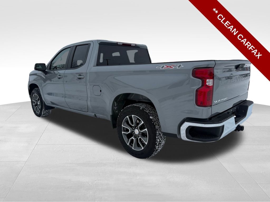 Used 2024 Chevrolet Silverado 1500 LT image 3