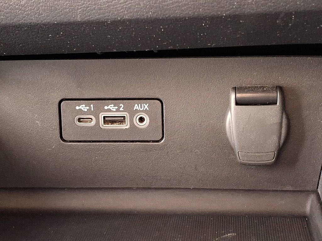 Used 2022 Nissan Altima 2.5 SV image 23