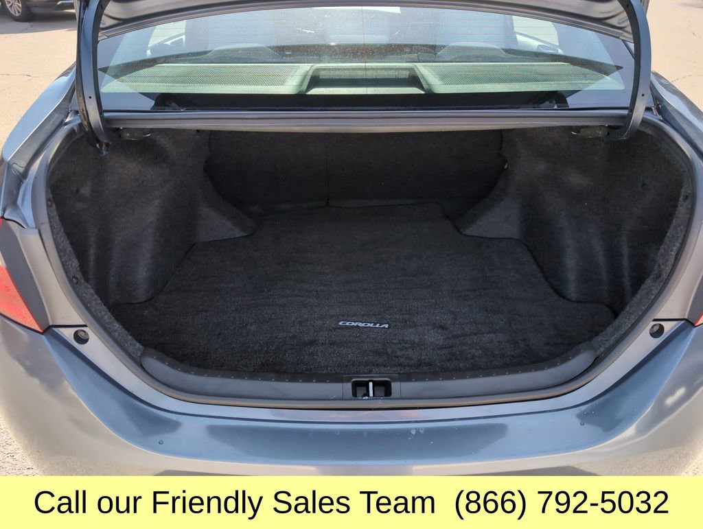 Used 2016 Toyota Corolla LE image 22