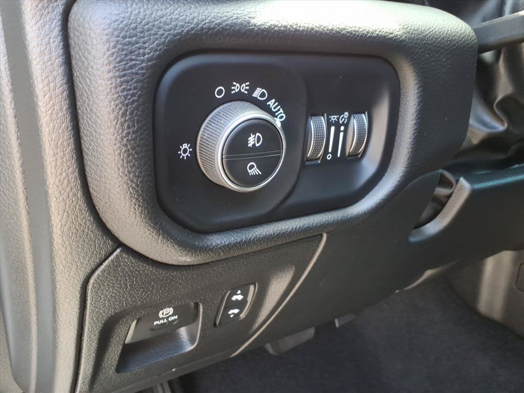 Used 2025 RAM 1500 Big Horn AWD/4WD image 22