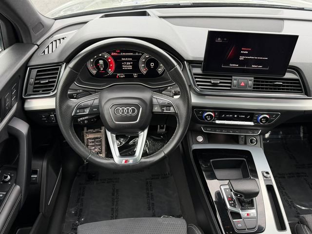 Used 2021 Audi SQ5 Prestige AWD/4WD image 13