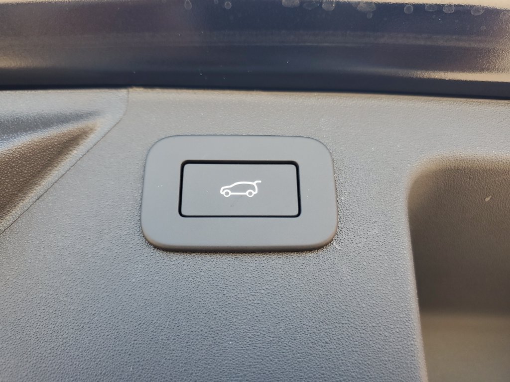 New 2026 Land Rover Discovery Sport Landmark AWD/4WD image 37
