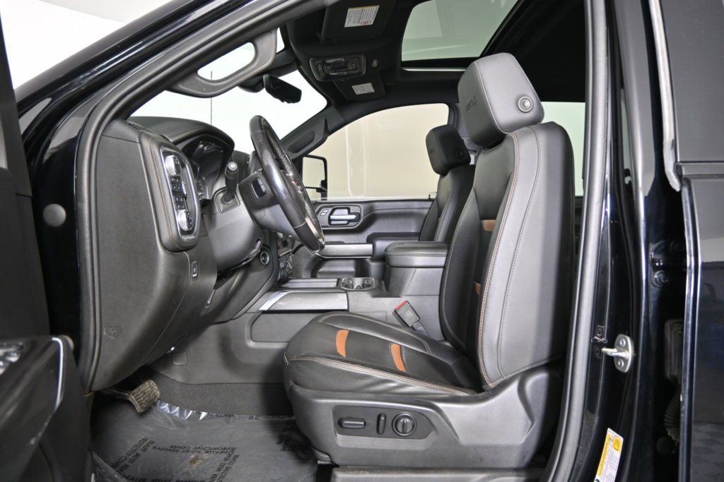 Used 2021 GMC Sierra 3500 AT4 image 24