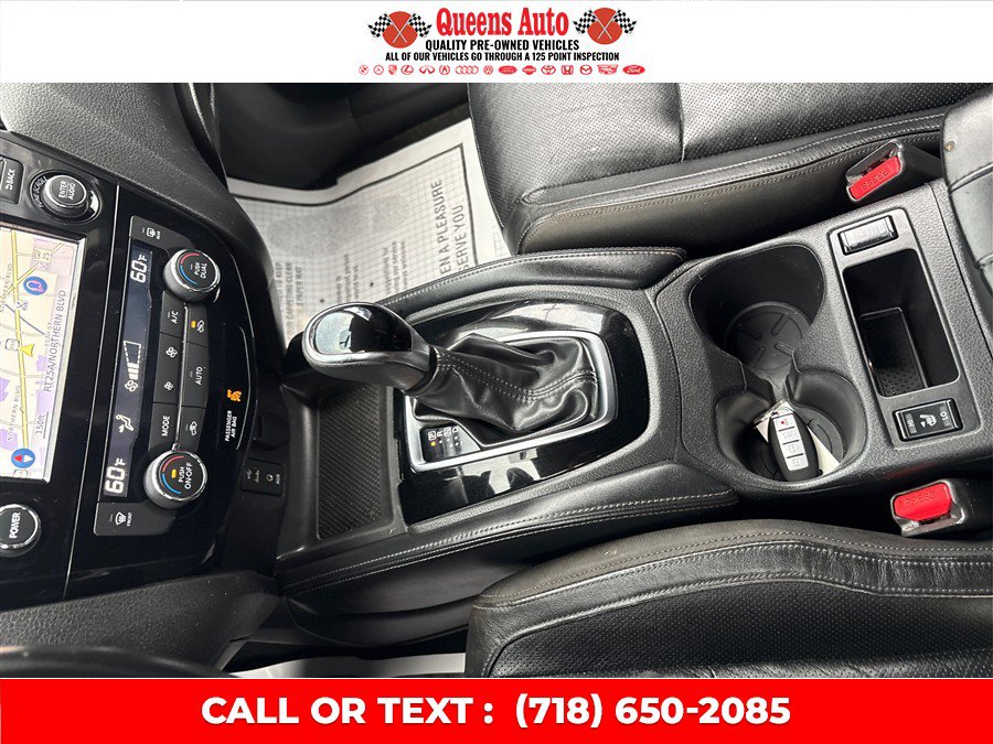 Used 2018 Nissan Rogue Sport SL AWD/4WD image 16