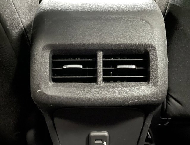 Used 2019 Chevrolet Equinox LT image 23