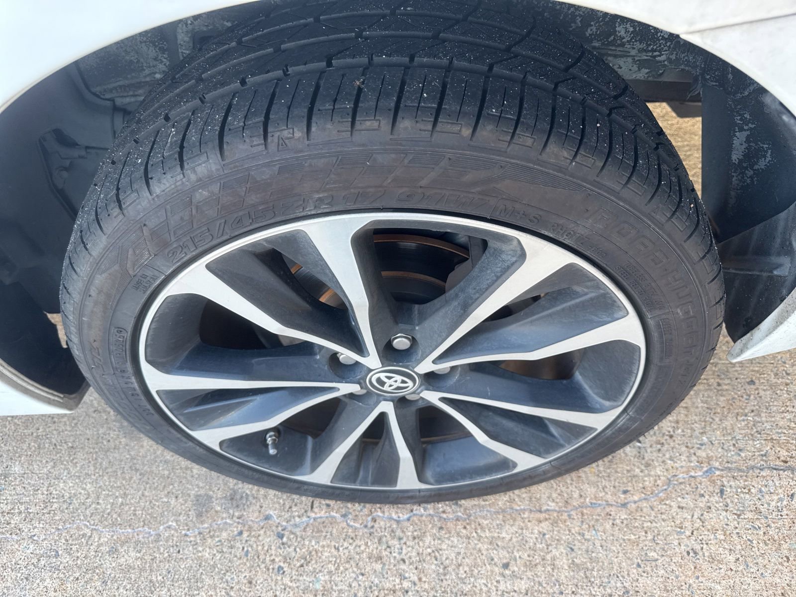 Used 2018 Toyota Corolla SE FWD image 13
