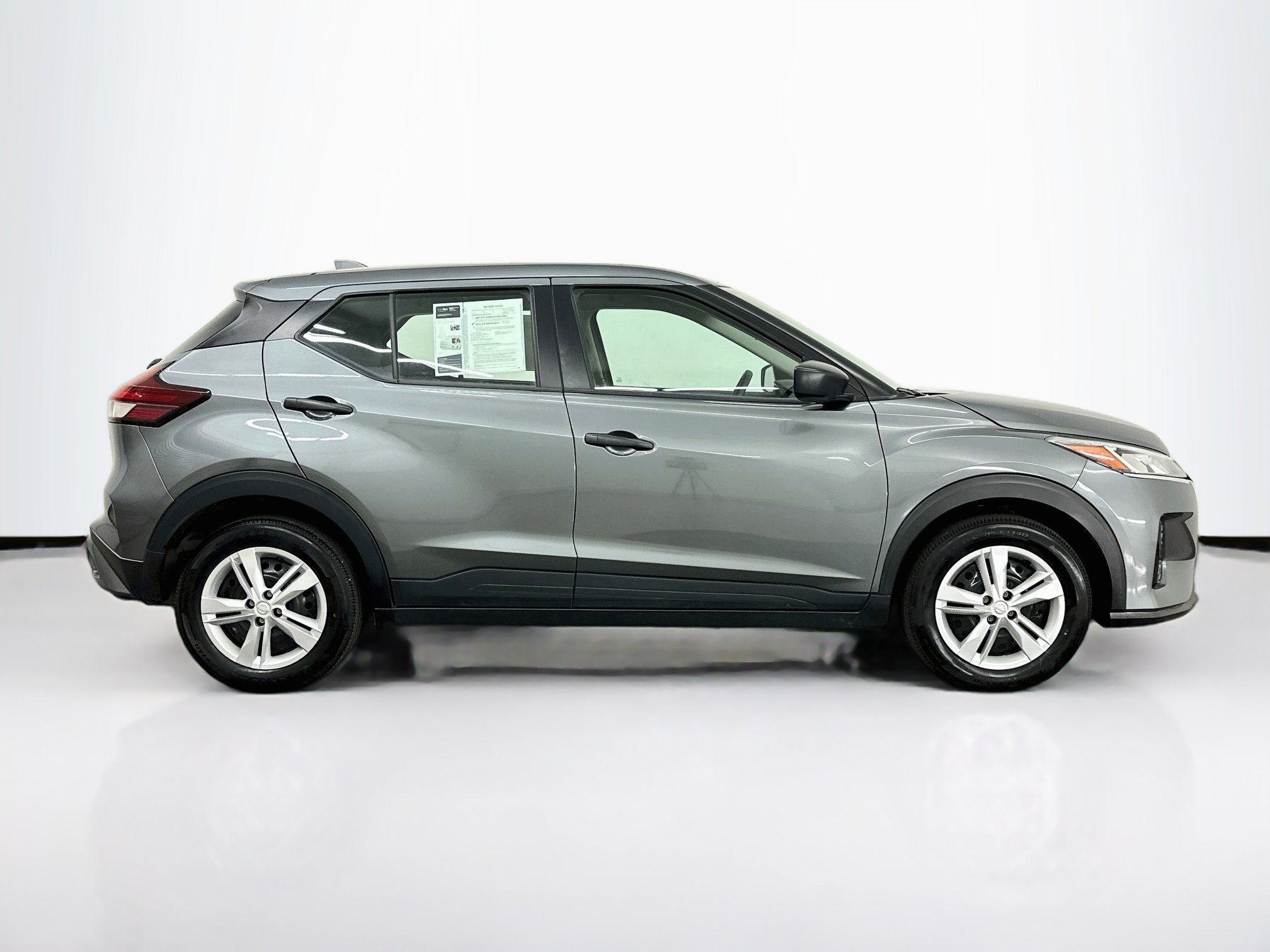 Used 2024 Nissan Kicks S FWD image 10