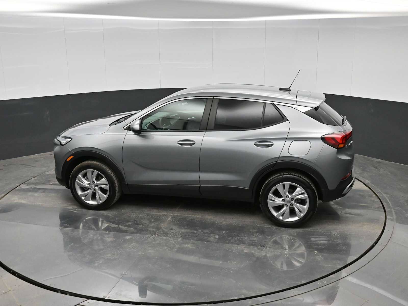 Used 2024 Buick Encore GX Preferred image 28