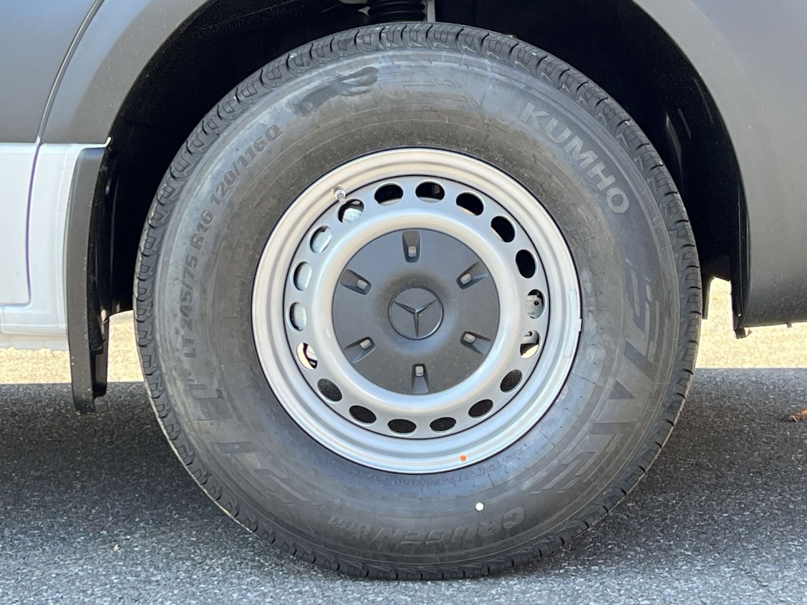 New 2026 Mercedes-Benz Sprinter 144 Cargo image 10