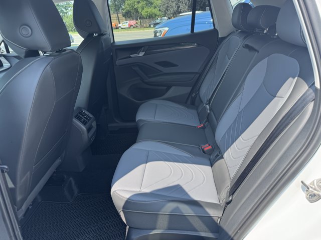 Used 2026 Volkswagen Tiguan SE AWD/4WD image 36