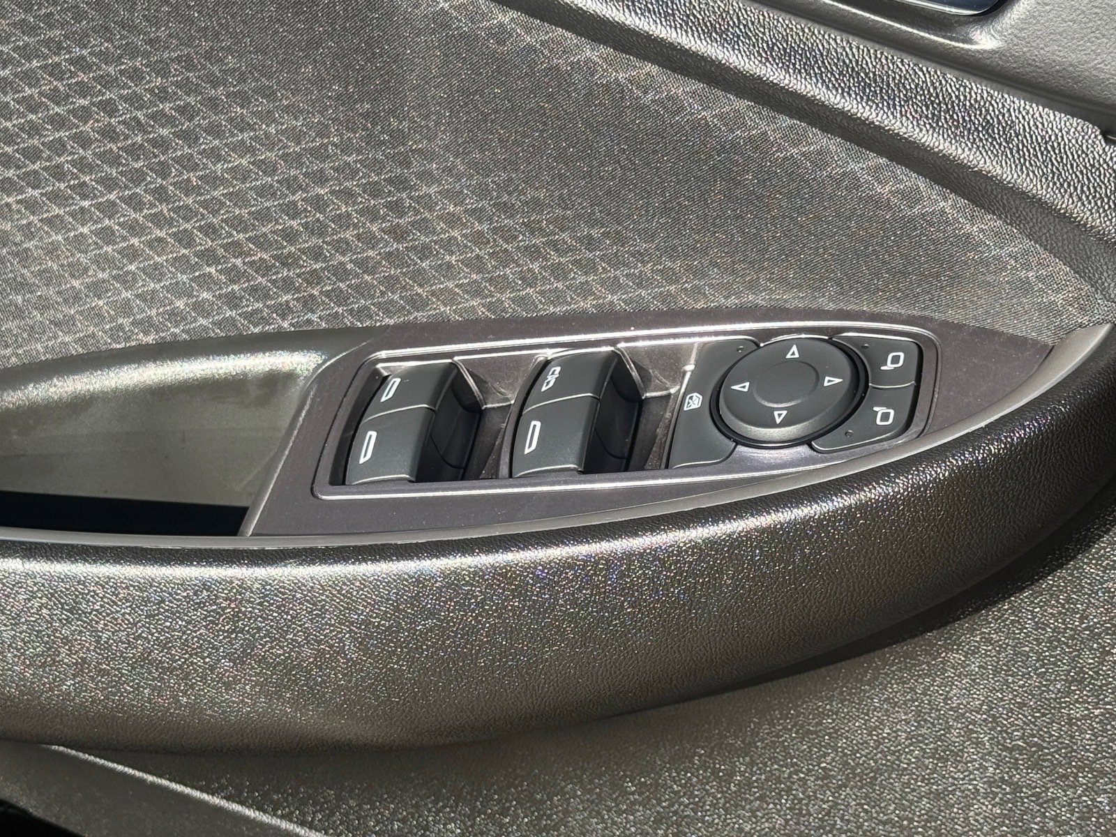 Used 2023 Chevrolet Malibu LT image 23
