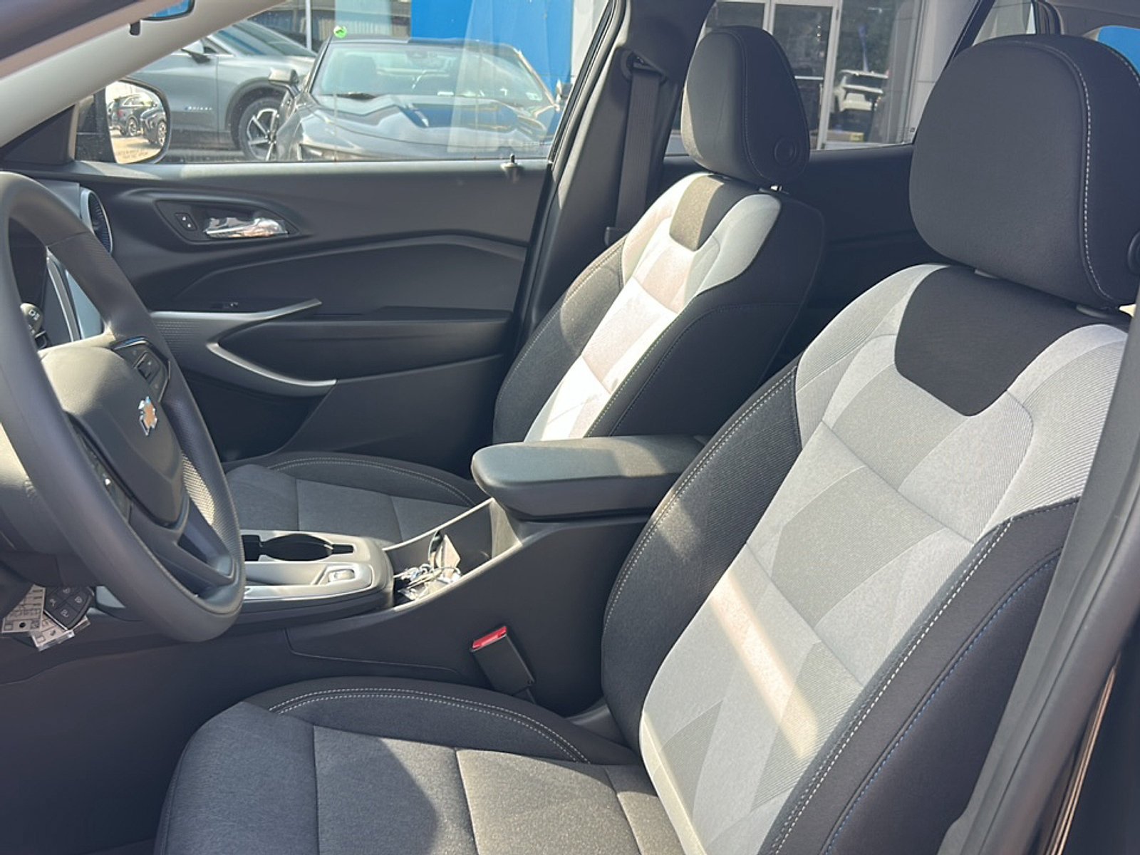 New 2026 Chevrolet Trax LS w/ LS Convenience Package FWD image 12