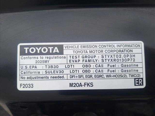 Used 2025 Toyota Corolla Cross L FWD image 21