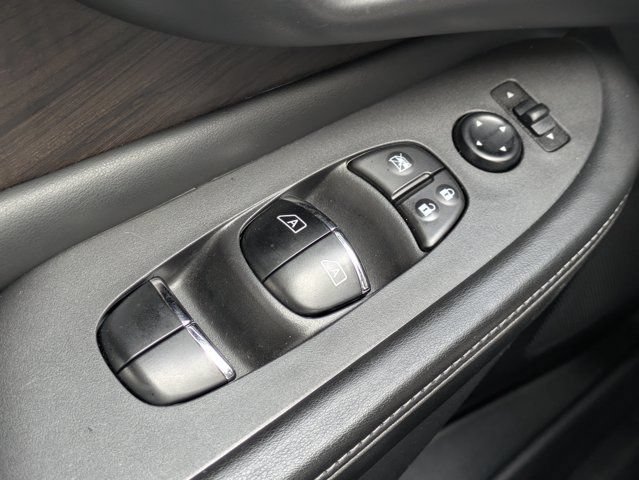 Used 2019 Nissan Murano Platinum w/ Cargo Package AWD/4WD image 25