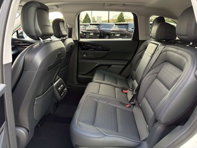 New 2026 Lincoln Nautilus Reserve AWD/4WD image 16