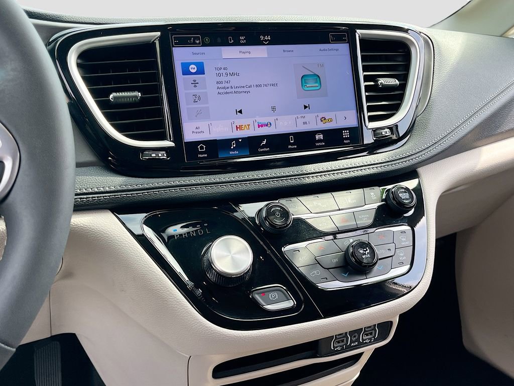 Certified 2024 Chrysler Pacifica Touring-L w/ Road Tripper Package image 14