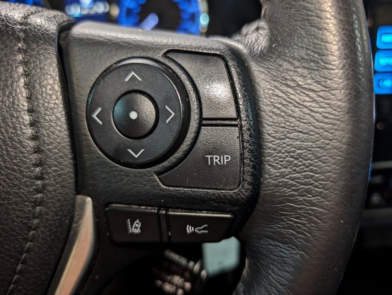 Used 2018 Toyota Corolla SE image 42