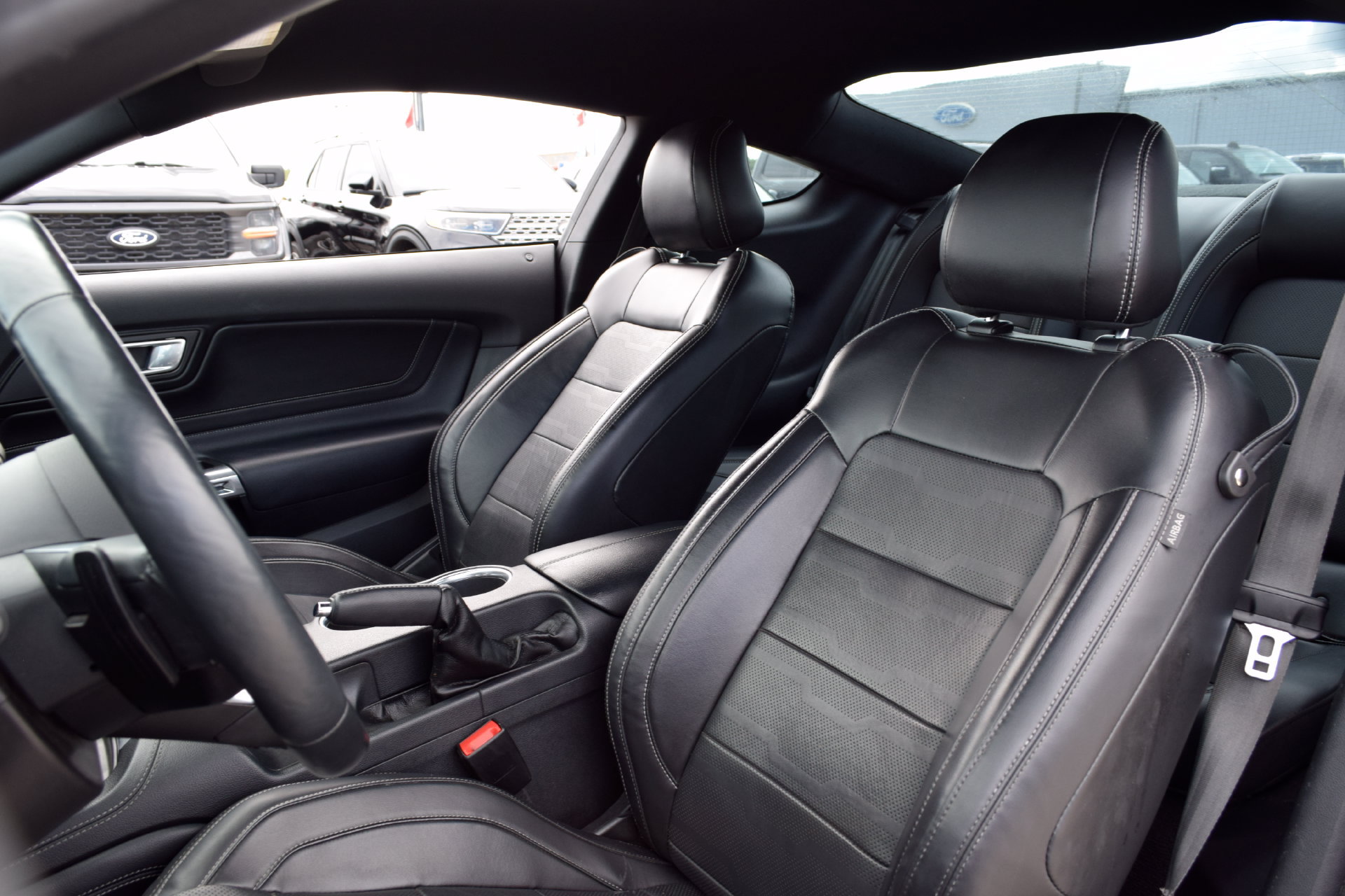 Used 2020 Ford Mustang GT Premium w/ Equipment Group 401A RWD image 13