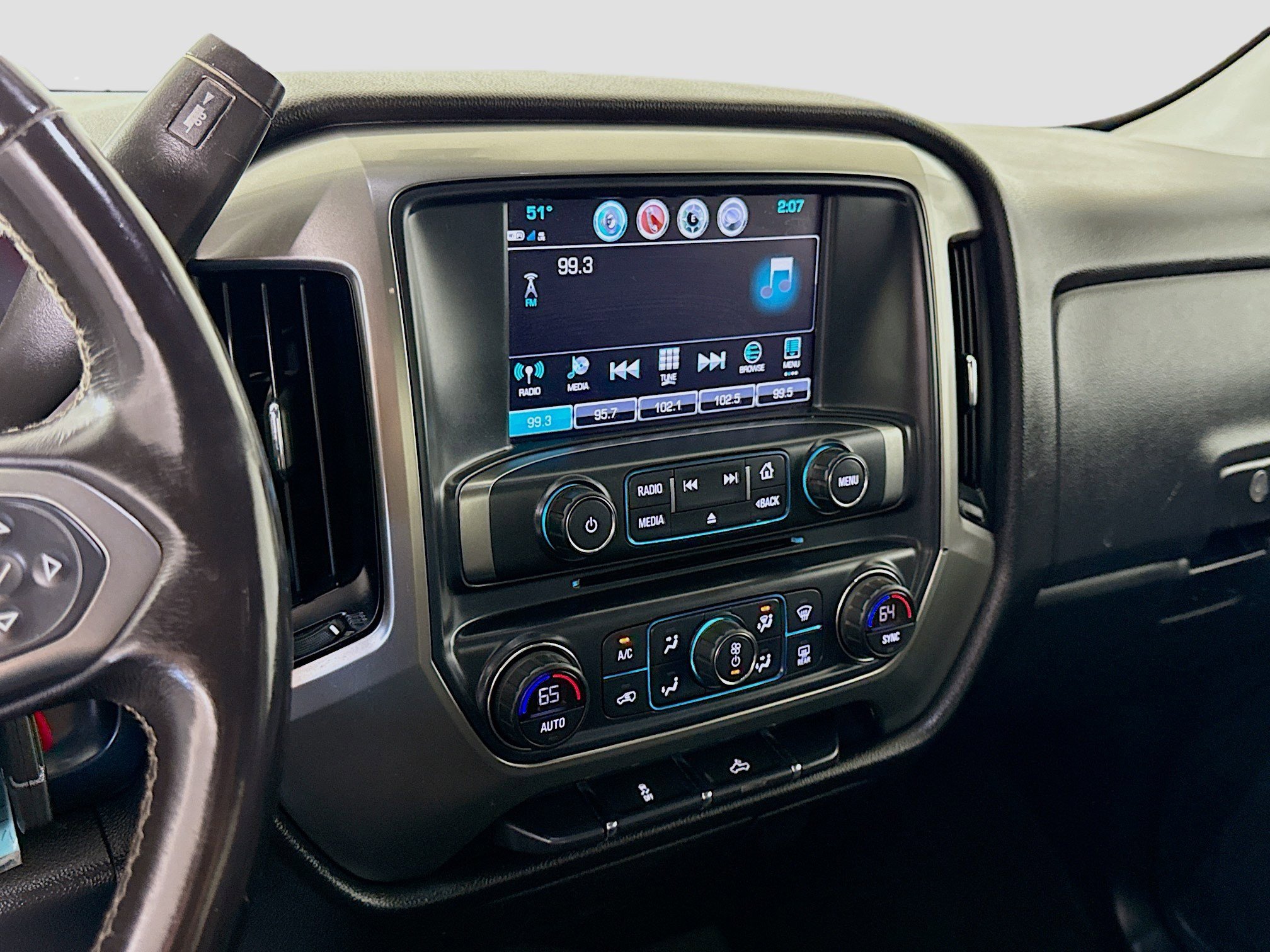 Used 2018 Chevrolet Silverado 1500 LT w/ All Star Edition image 18