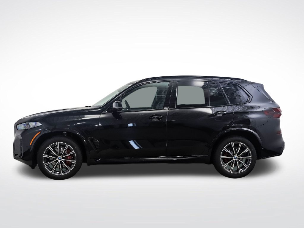 New 2026 BMW X5 xDrive40i w/ M Sport Package AWD/4WD image 2
