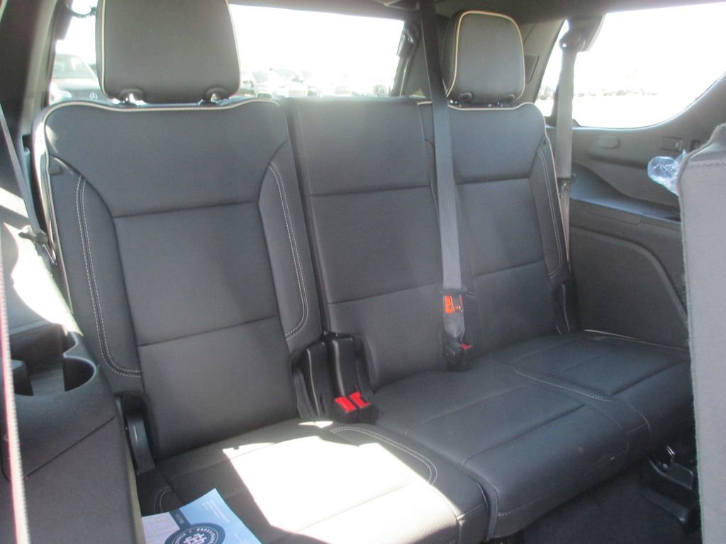 Used 2023 GMC Yukon SLT w/ Max Trailering Package AWD/4WD image 26