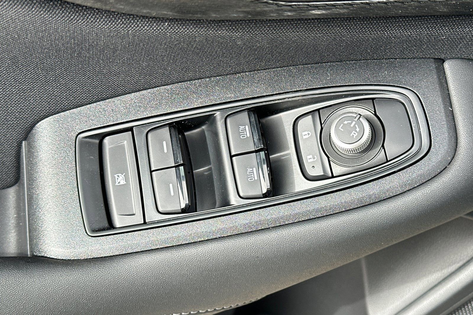 New 2025 Subaru Outback Premium w/ Popular Package #1 image 9