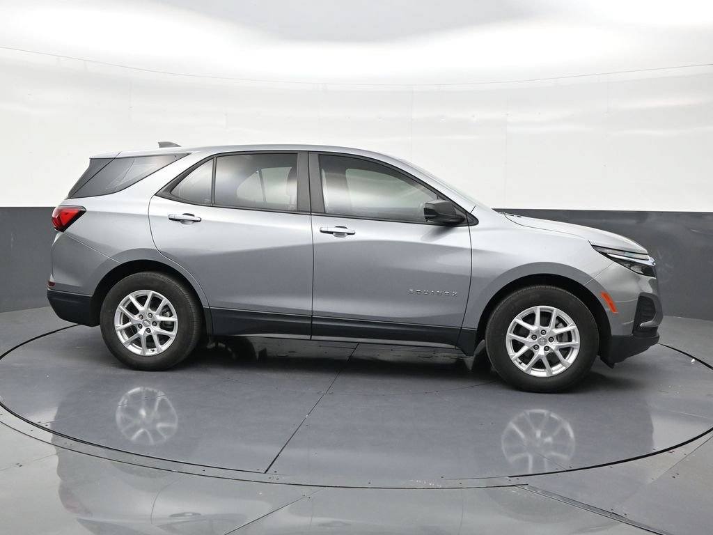 Used 2024 Chevrolet Equinox LS FWD image 6