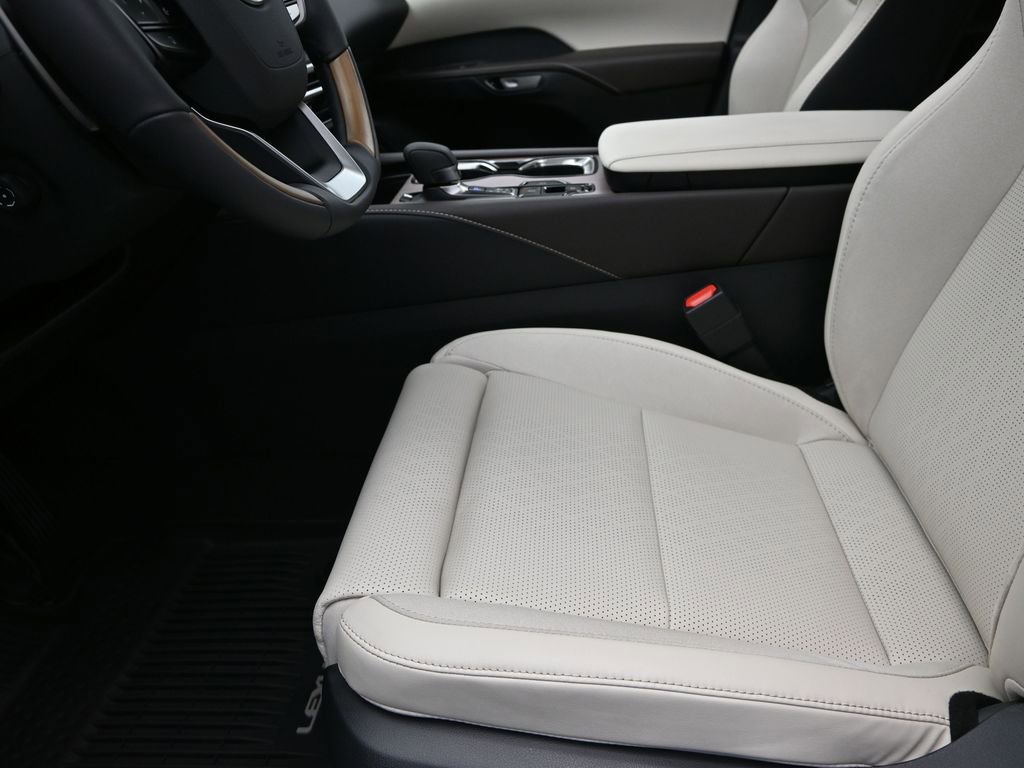 New 2026 Lexus RX 350 FWD image 13