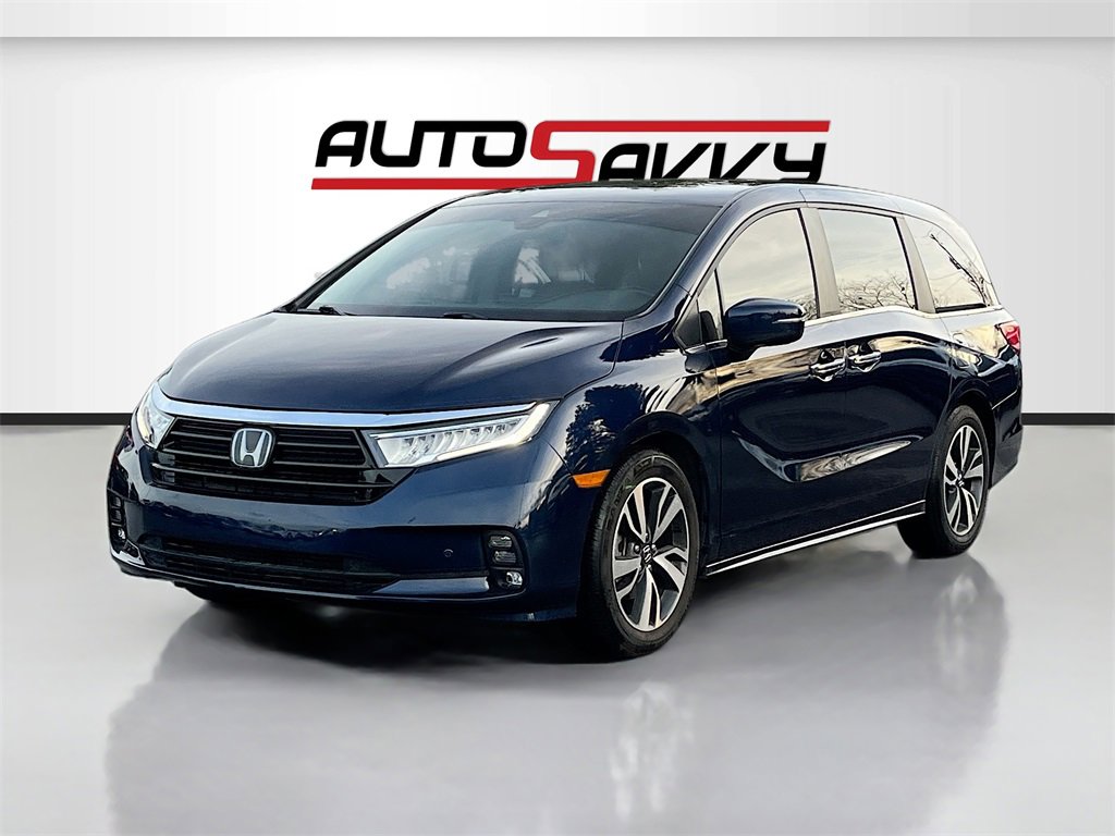 Used 2024 Honda Odyssey Touring image 3