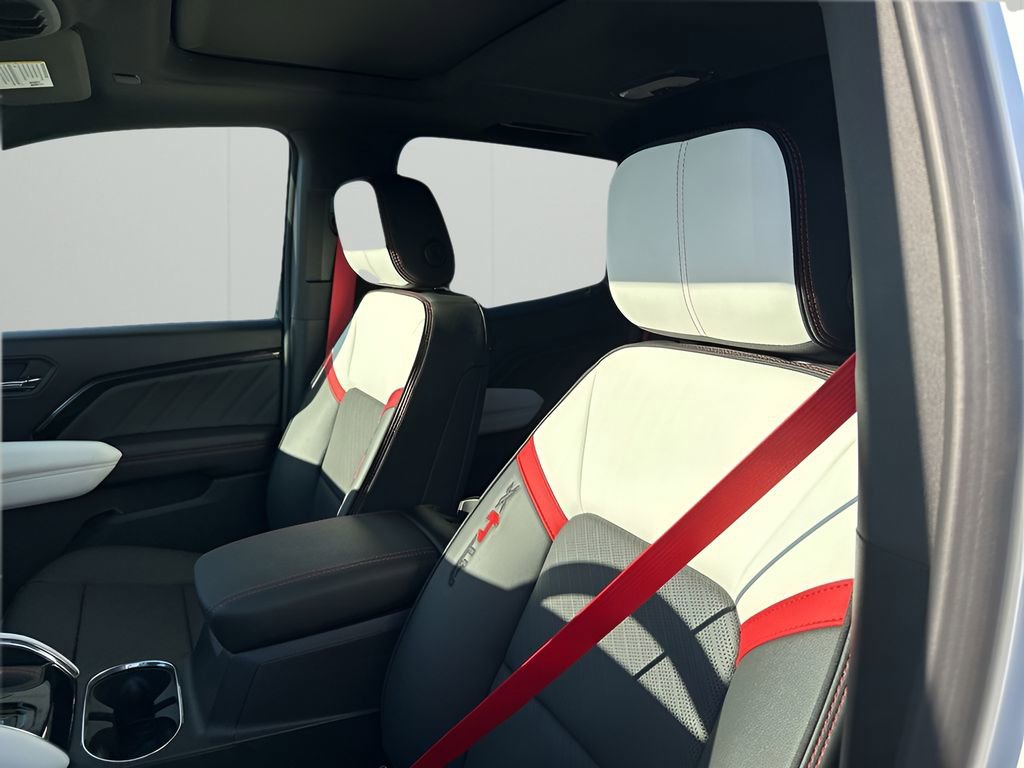 New 2026 GMC Canyon AT4X image 25