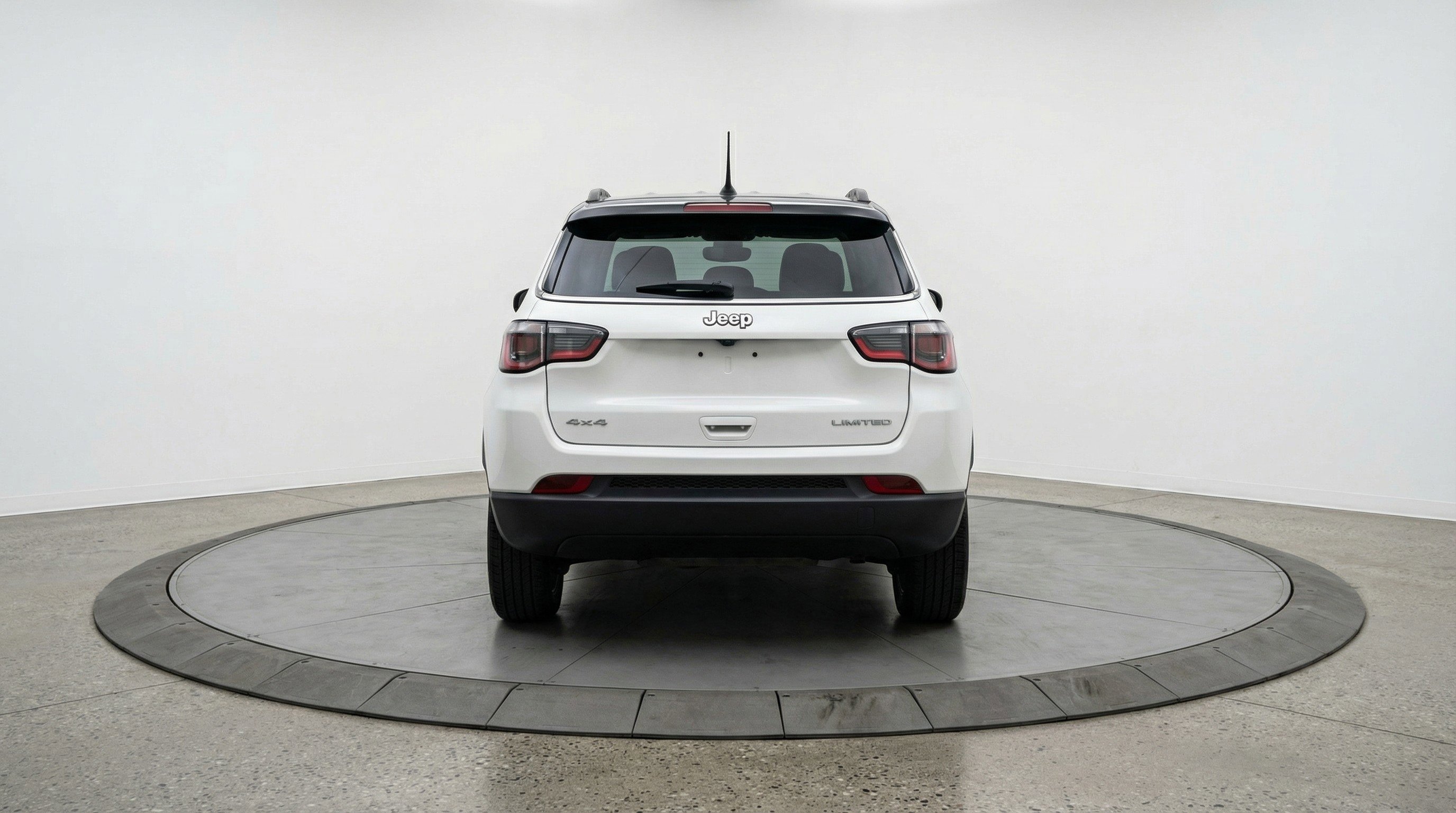 Used 2025 Jeep Compass Limited AWD/4WD image 7