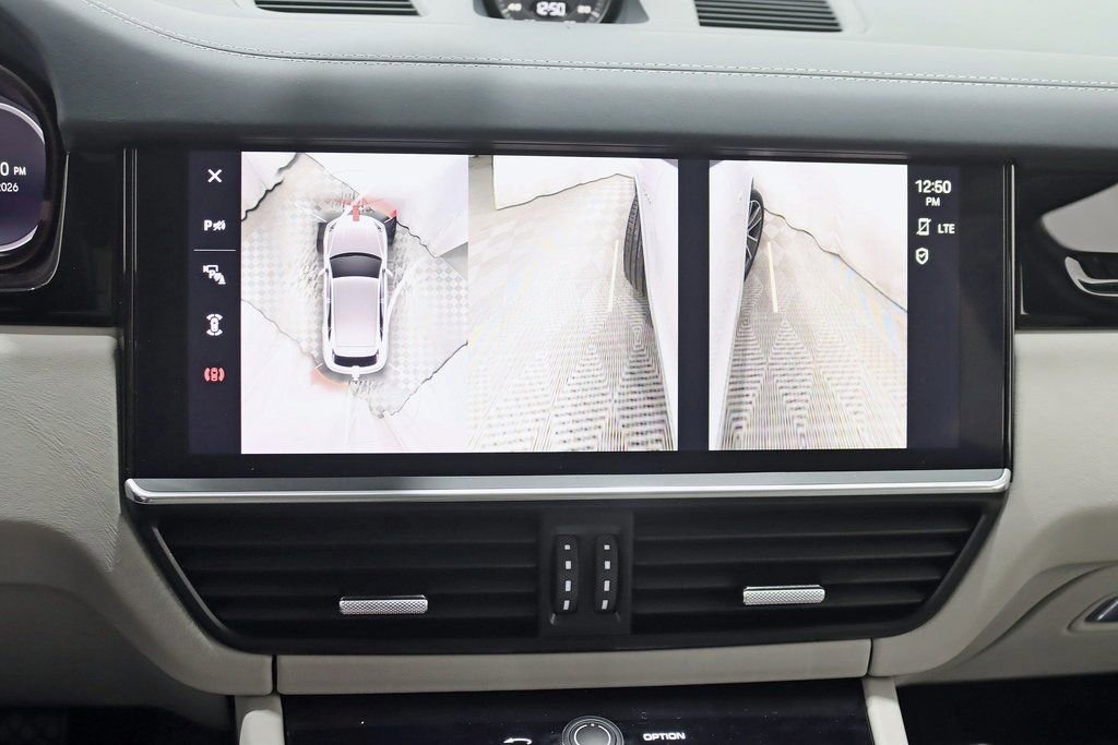 Used 2023 Porsche Cayenne image 24